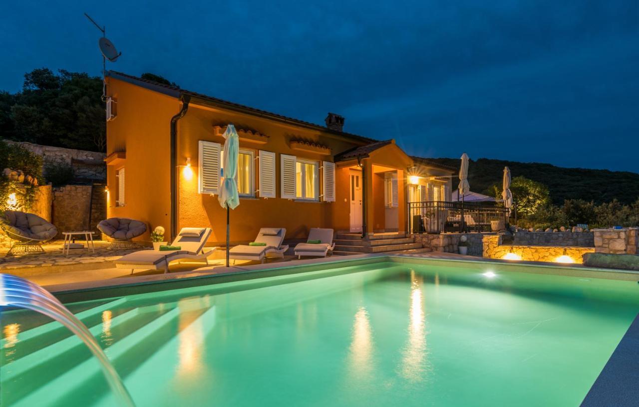 Hacienda Babina Villa Miholascica Exterior photo